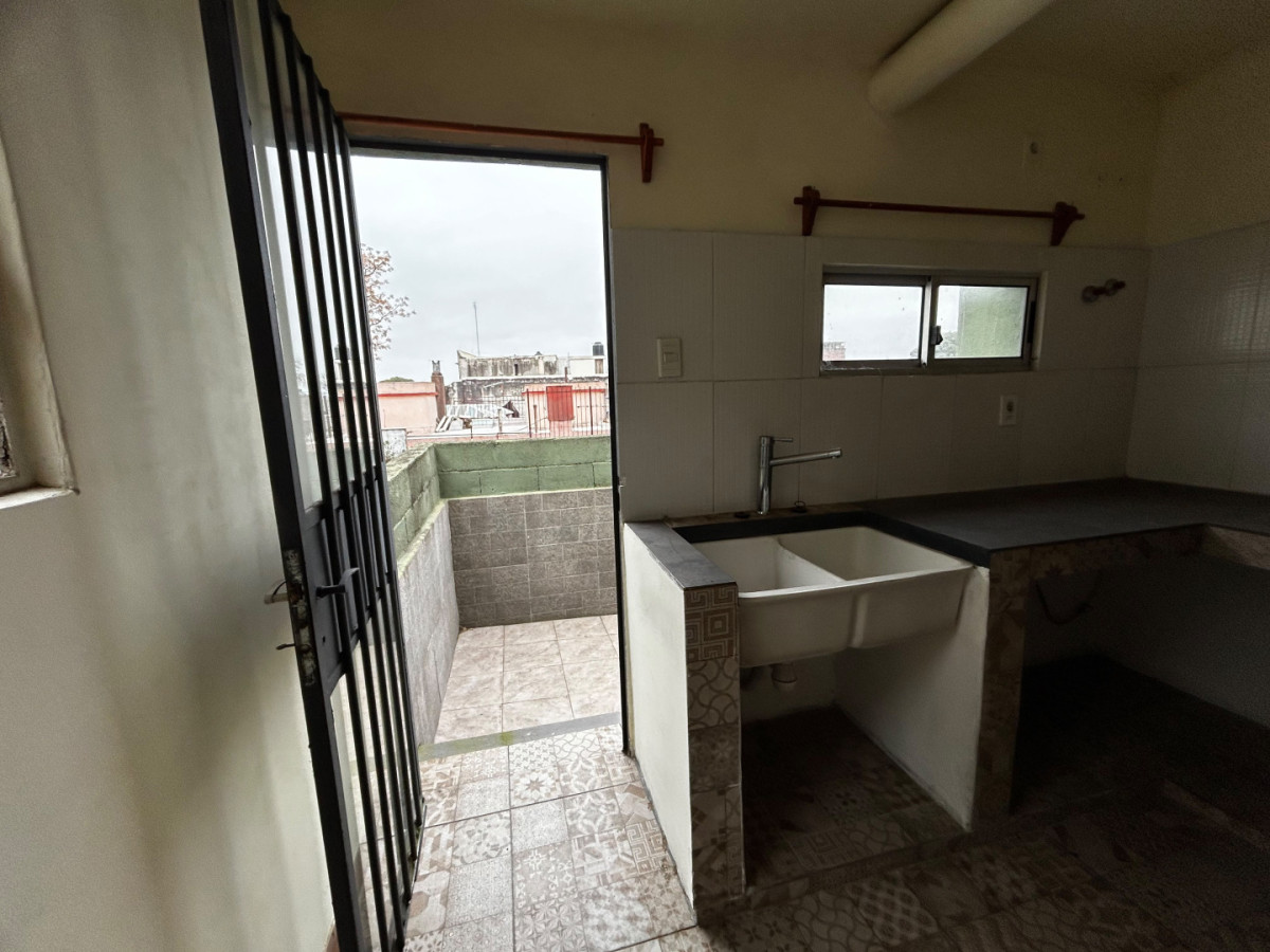 Casa ID.4774 - Venta Casa 4 Dormitorios Unión con balcón 