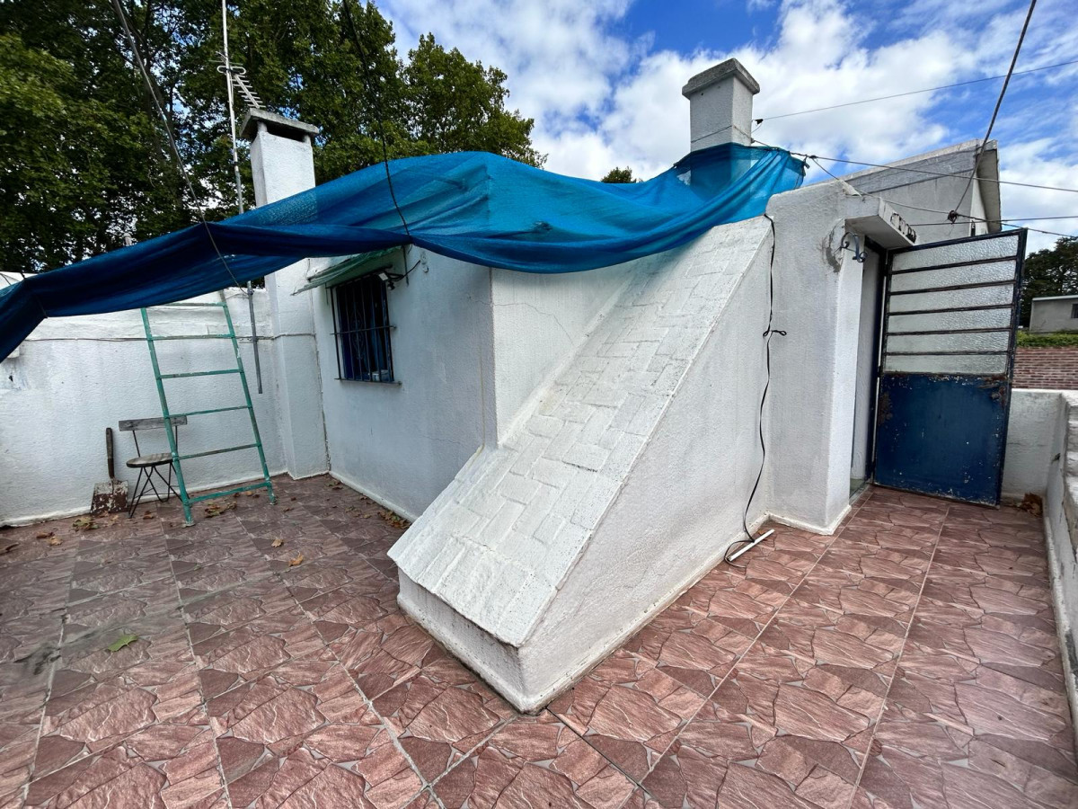 Casa ID.2977 - Venta Casa con Apartamentos Padrón Único Sayago Inversión