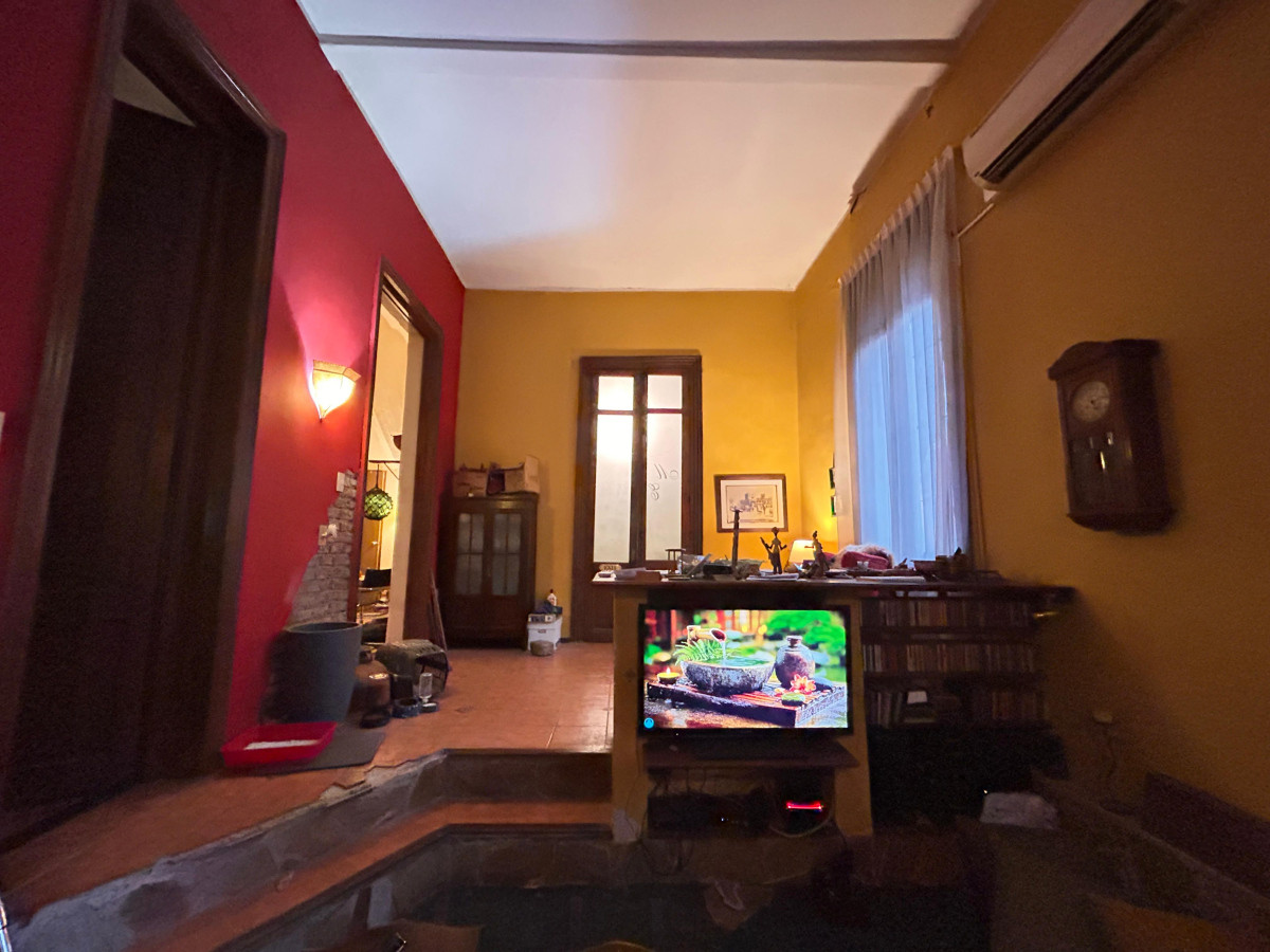 Casa ID.4939 - Venta Casa 4 Dormitorios Cordón con Barbacoa y Azotea