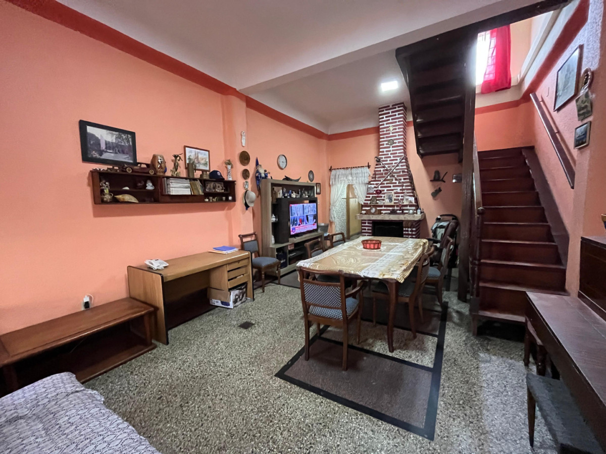 Casa ID.5956 - Venta Casa 2 Dormitorios Union con Patio Cochera y Barbacoa