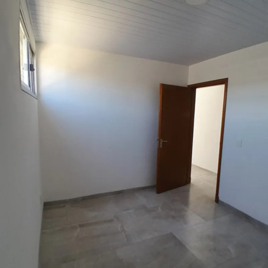 Casa ID.4737 - Alquiler Casa 2 Dormitorios Unión con Cochera y Patio