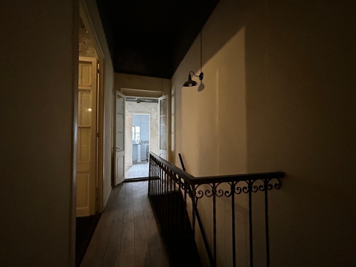 Casa ID.4235 - Venta Casa 5 Dormitorios La Comercial Inversion