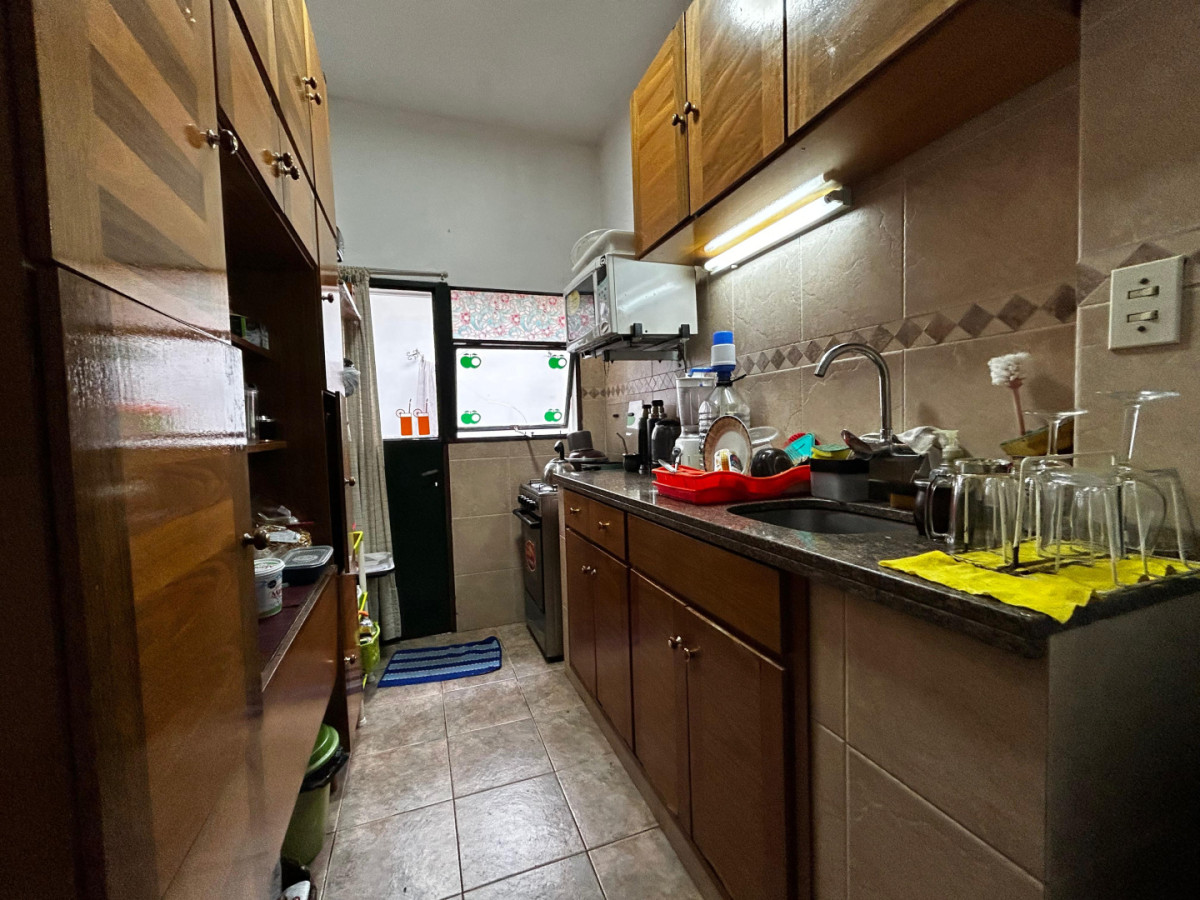 Casa ID.5459 - Venta Casa Ph 4 Dormitorios Aguada con Garaje y Patio