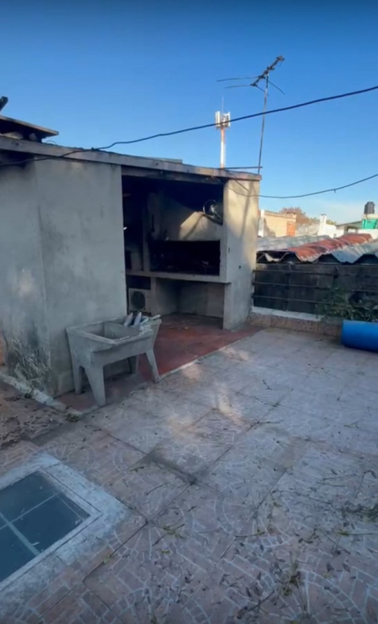 Casa ID.6523 - Venta Casa 3 Dormitorios Con Galpón de 15x8 La Comercial