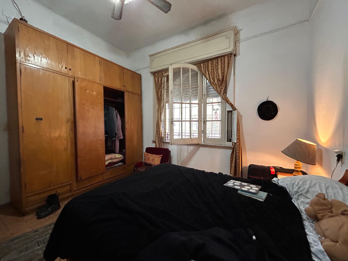 Casa ID.4705 - Venta Casa y Apartamento 4 Dormitorios Tres Cruces 