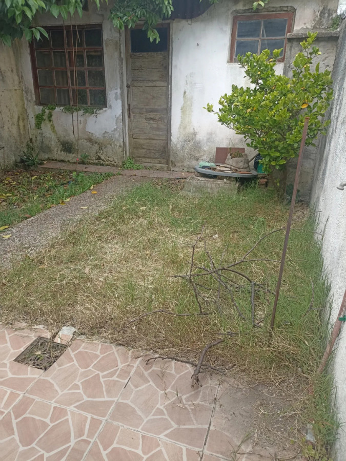 Casa ID.5668 - Venta Casa 2 Dormitorios Pocitos con patio 