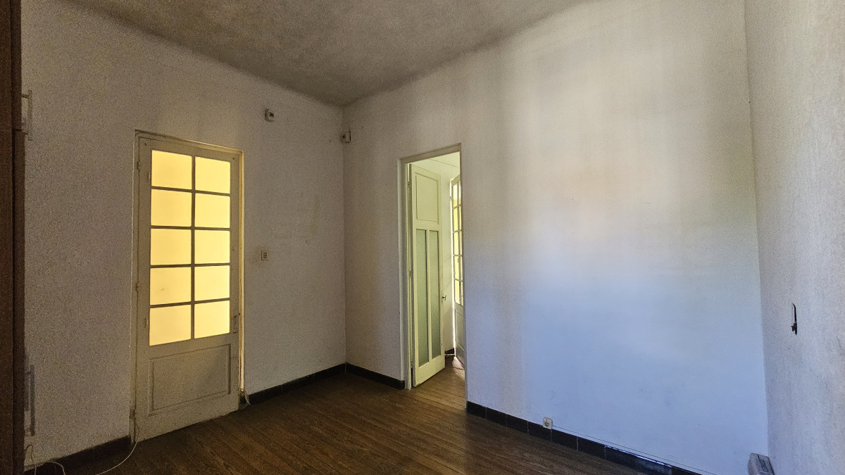 Casa ID.3323 - Venta Casa Sayago sobre Millán 2 Dormitorios Patio y Cochera 