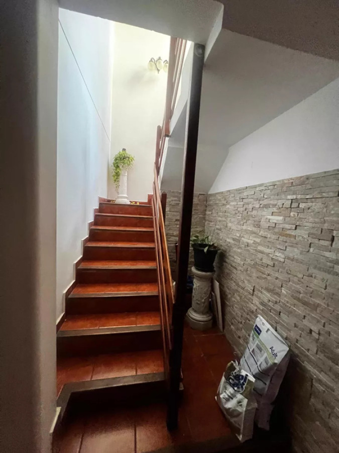 Casa ID.4328 - Venta Casa 4 Dormitorios Pocitos con Patio y Barbacoa