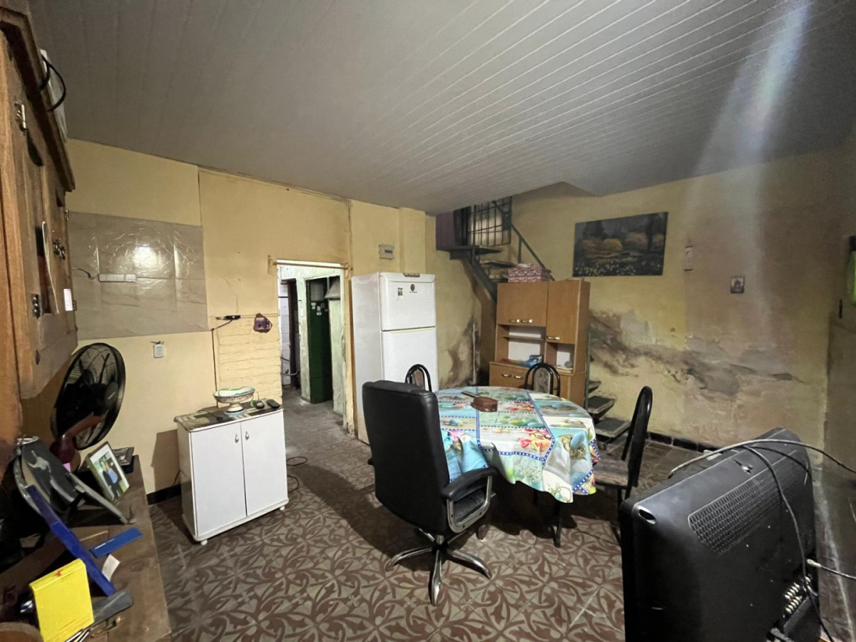 Casa ID.6044 - Venta Casa a Reciclar 3 Dormitorios Aguada con azotea