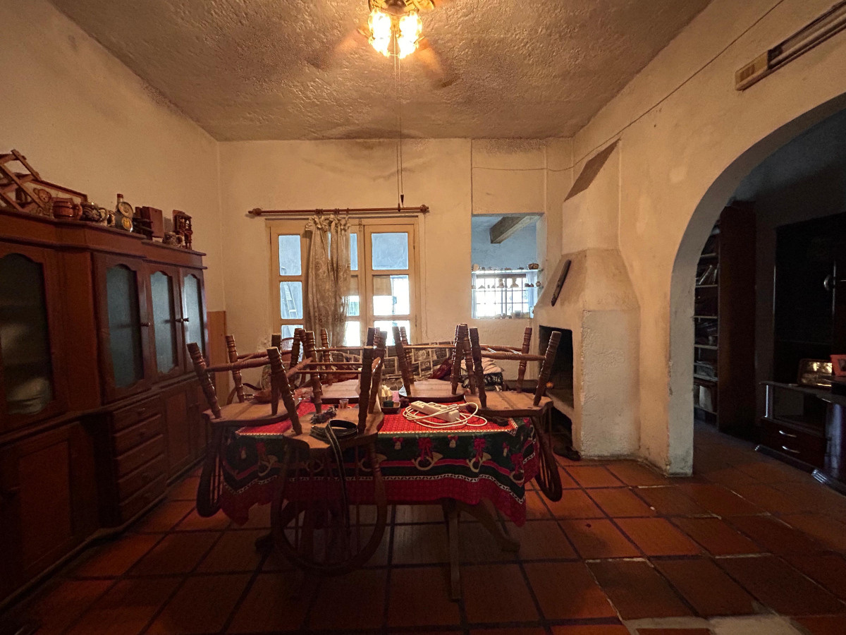 Casa ID.4680 - Venta Casa 3 Dormitorios Reducto con garaje,barbacoa y patio