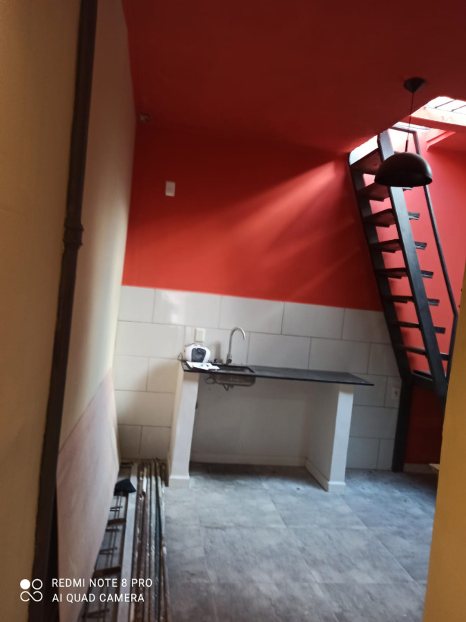 Casa ID.4235 - Venta con Renta Casa 5 Dormitorios La Comercial Inversion