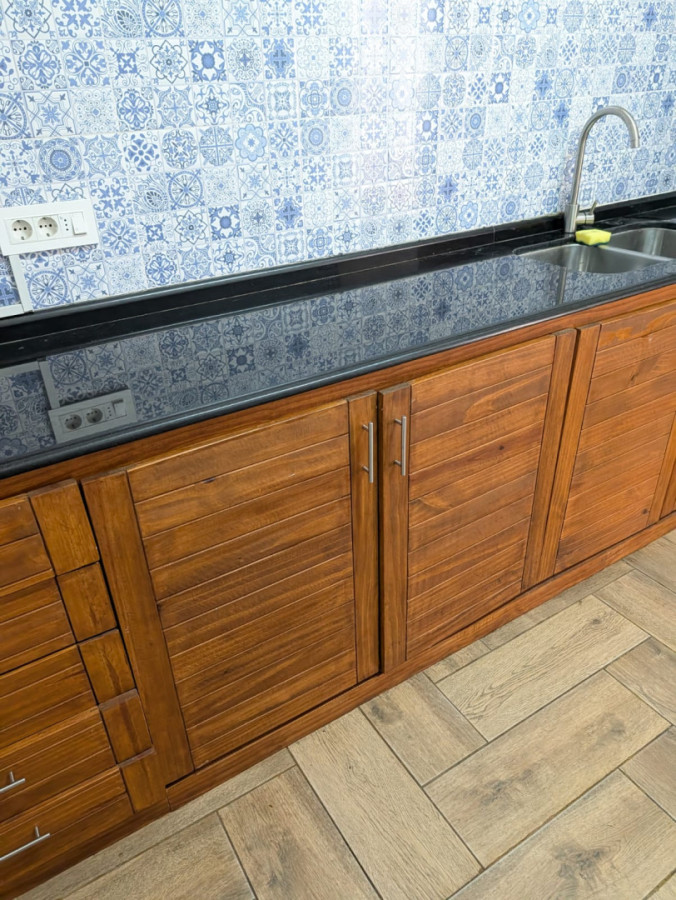 Casa ID.5946 - Alquiler o Venta Casa ideal Empresa La Blanqueada 160m2