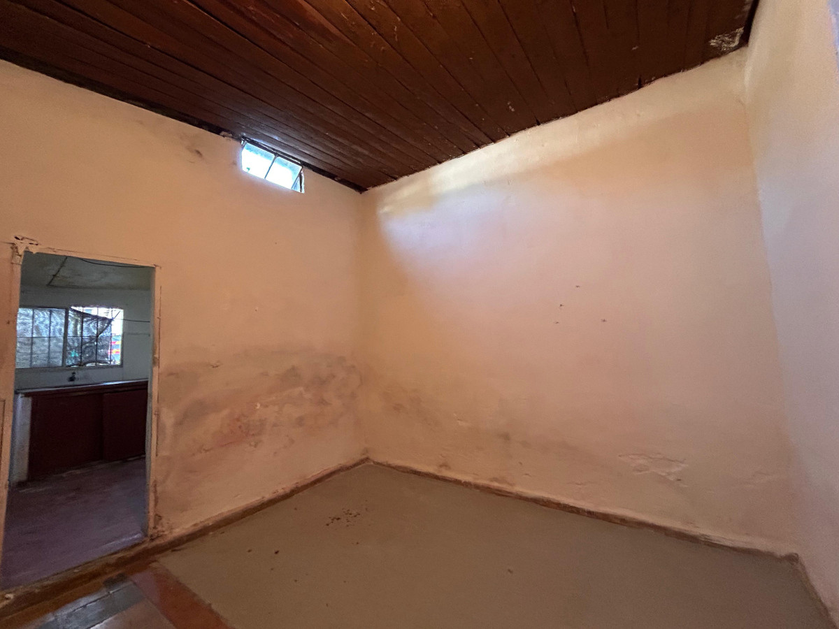 Casa ID.4849 - Venta Padron Unico con 5 Viviendas Flor de Maroñas Inversion