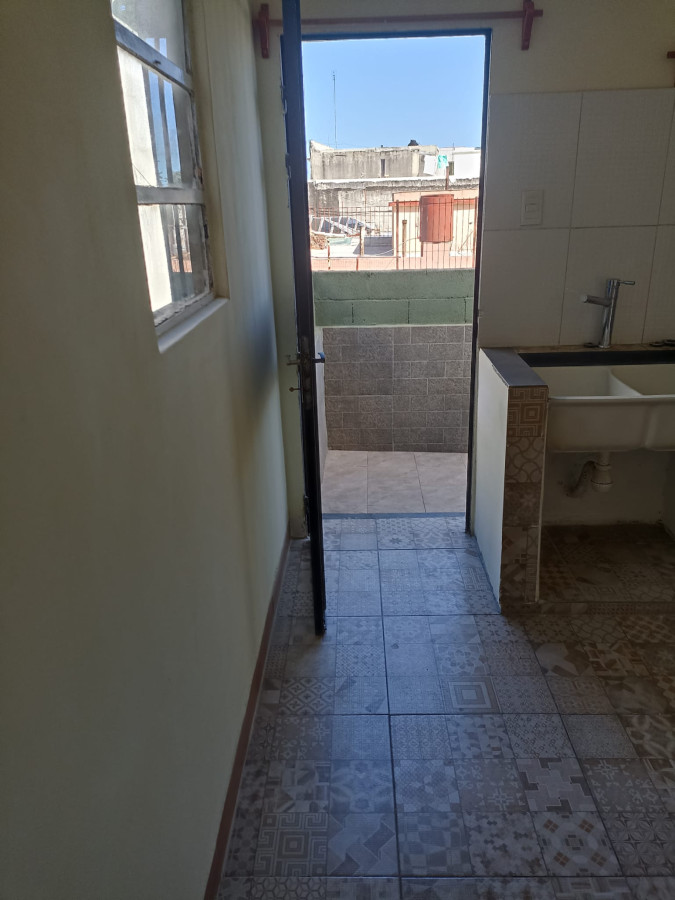 Casa ID.4774 - Venta Casa 4 Dormitorios Unión con balcón 