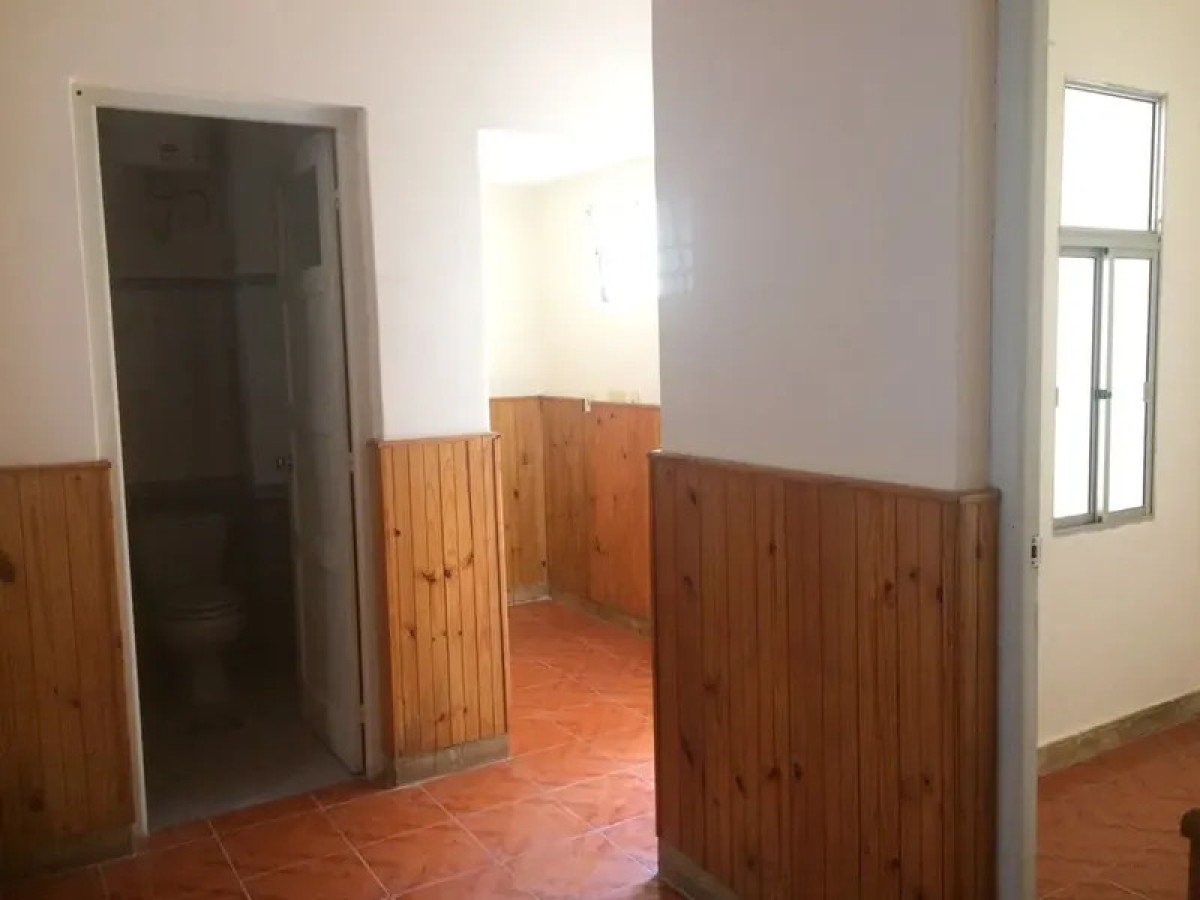 Casa ID.6125 - Alquiler Casa PH 4 Dormitorios La Blanqueada con patio 