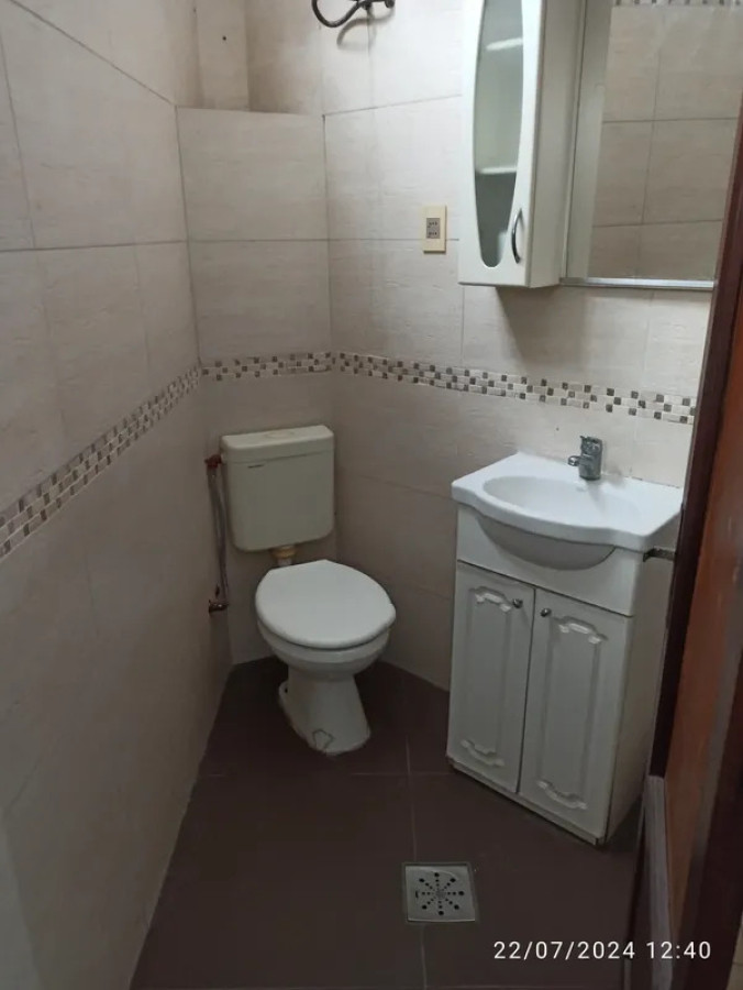 Casa ID.6696 - Alquiler Casa 3 Dormitorios Mercado Modelo con patio