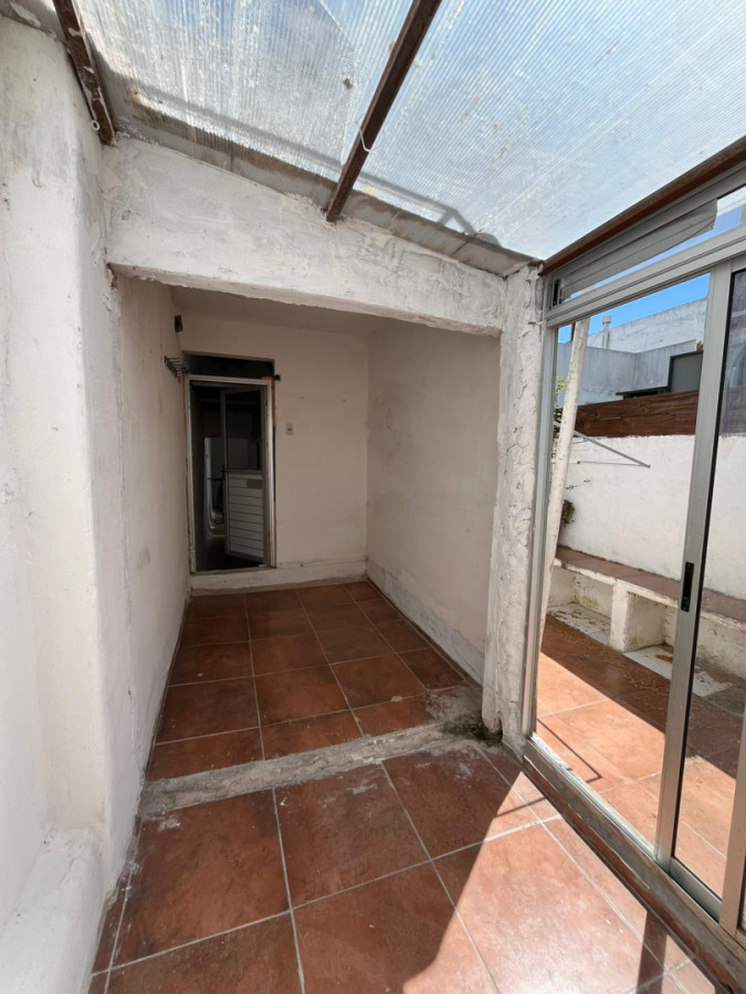 Casa ID.5446 - Venta Casa 3 o 4 Dormitorios Parque Rodo Inversion con Terraza