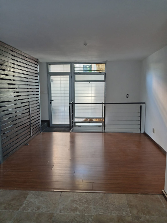 Casa ID.5795 - Alquiler Apartamento tipo Casa 3 Dormitorios y Patio Palermo