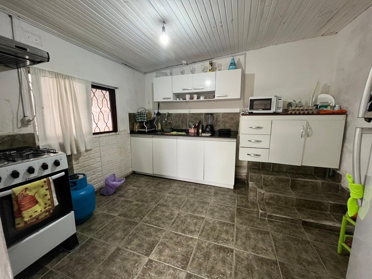 Casa ID.5622 - Alquiler Casa 2 Dormitorios Aires Puros Patio y Parrillero