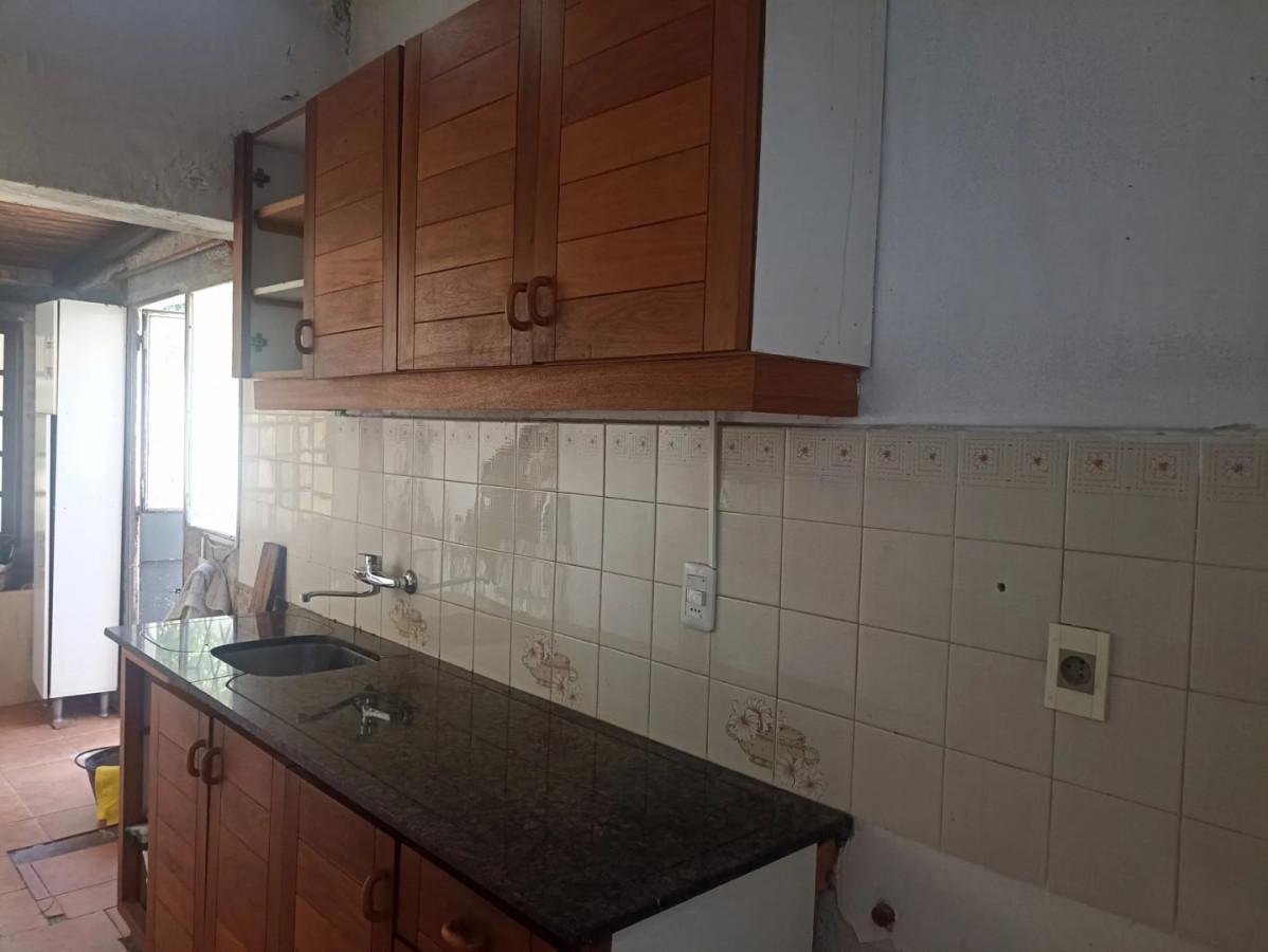 Casa ID.5668 - Venta Casa 2 Dormitorios Pocitos con patio 