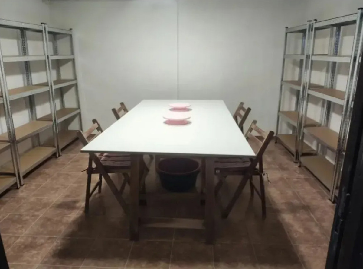 Casa ID.6147 - Venta Casa 8 Dormitorios 2 Cocinas Inversion Bella Vista