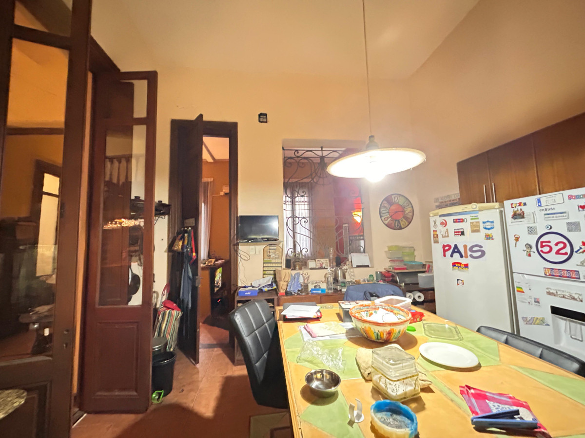 Casa ID.4939 - Venta Casa 4 Dormitorios Cordón con Barbacoa y Azotea