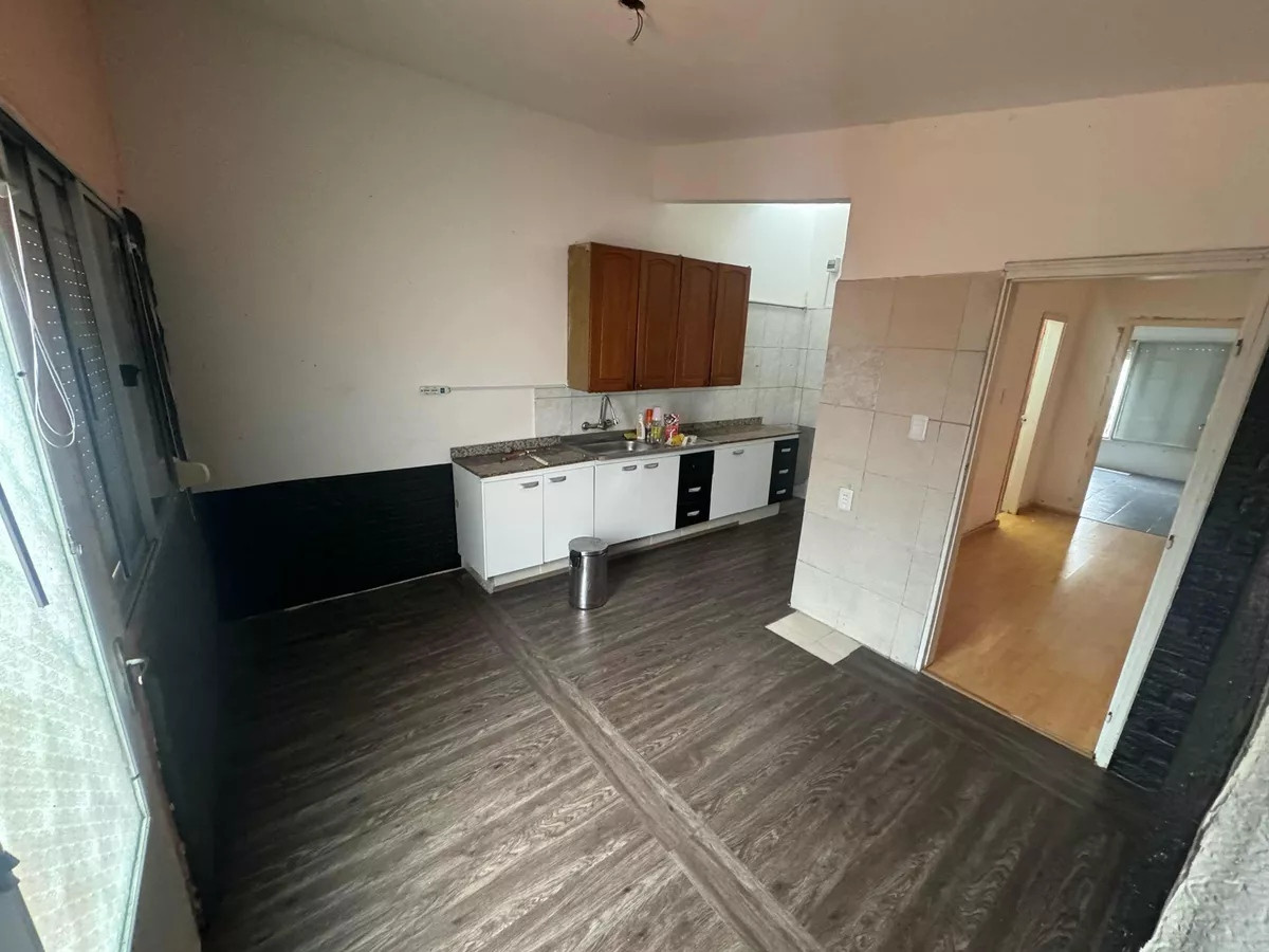 Casa ID.3634 - Venta Casa con Renta 2 dormitorios Sayago Patio Cochera 