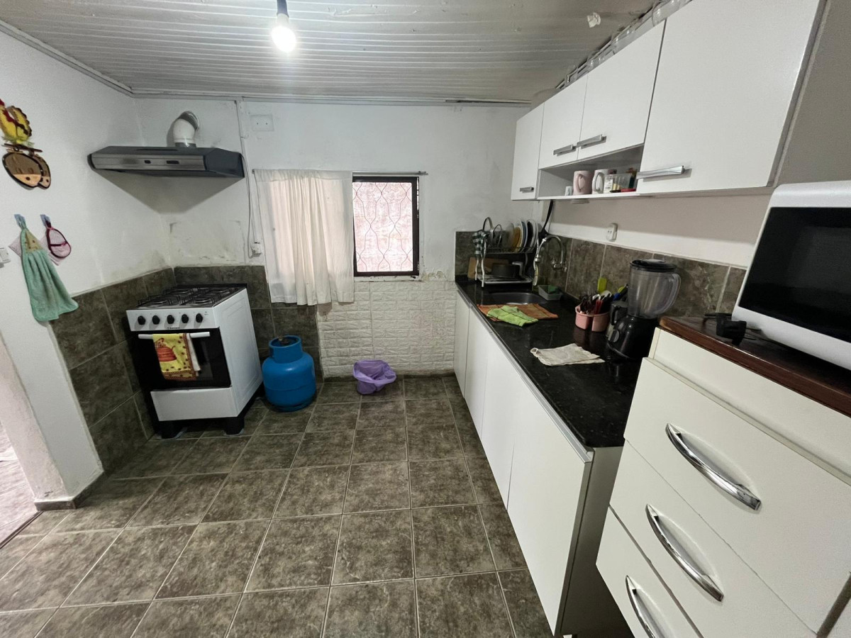 Casa ID.5622 - Alquiler Casa 2 Dormitorios Aires Puros Patio y Parrillero