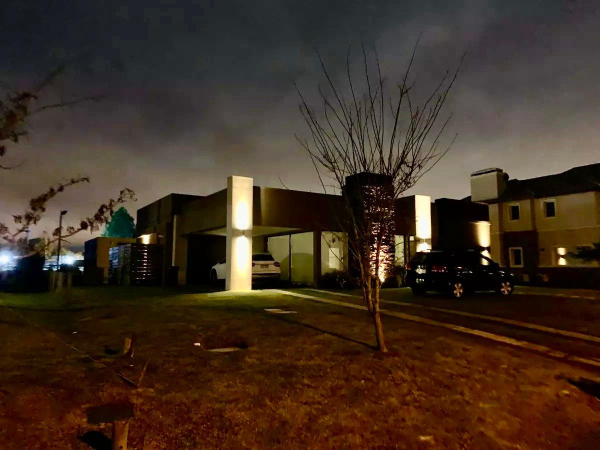 Casa ID.3972 - Venta Casa 4 Dormitorios Barrio Privado La Tahona con Piscina