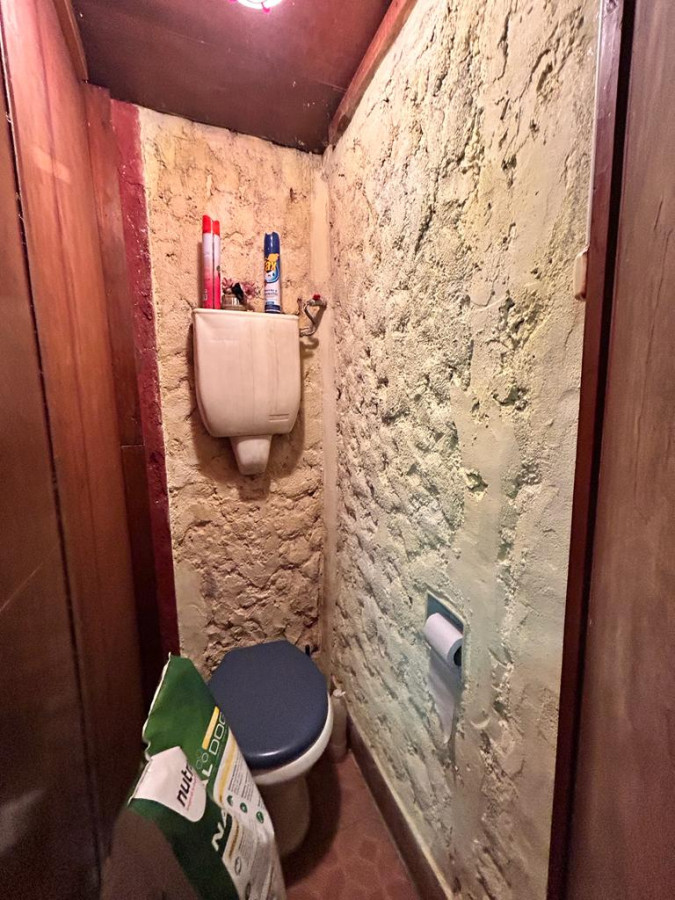 Casa ID.2740 - Venta Casa en ph 2 Dormitorios Buceo con Barbacoa y Garaje