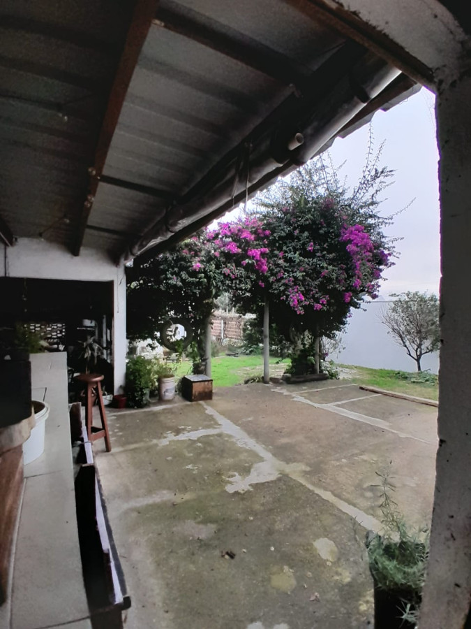 Casa ID.4717 - Venta Casa 3 Dormitorios Colón con patio y garaje