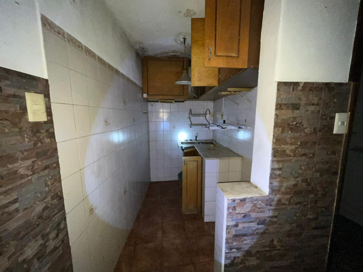 Casa ID.5888 - Venta Casa a Reciclar 2 Dormitorios Aguada terraza y parrillero