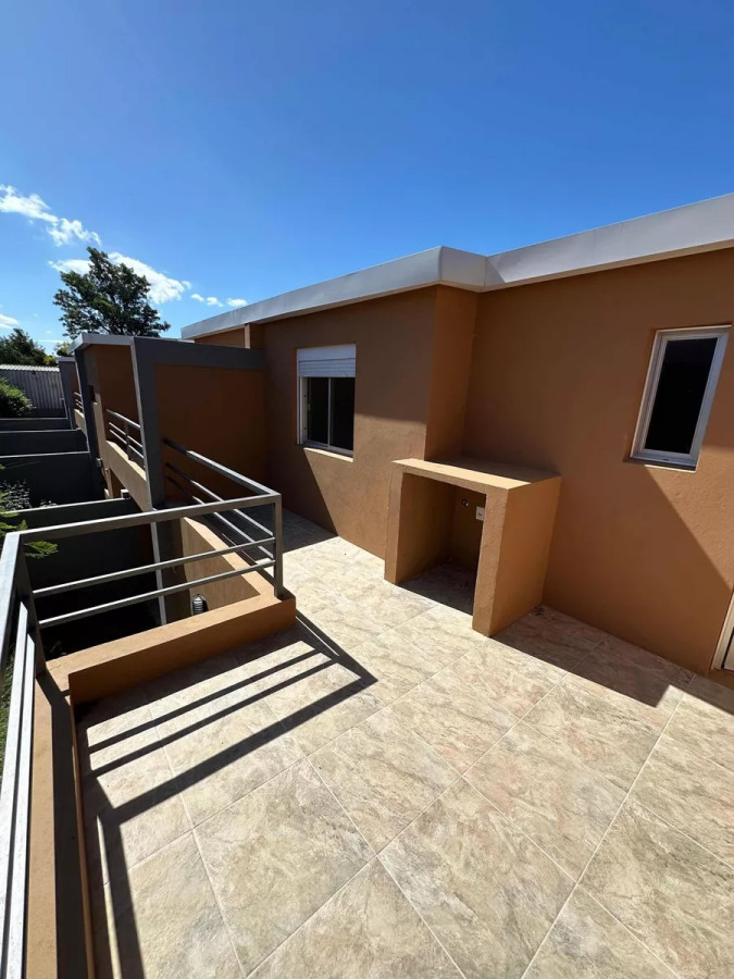 Casa ID.4593 - Alquiler Casa a Estrenar 2 Dormitorios y Terraza El Pinar Sur