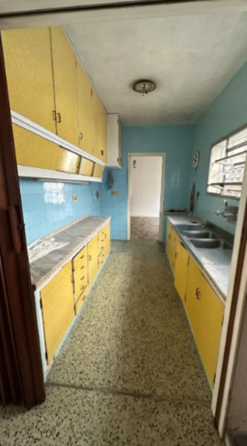Casa ID.3577 - Venta Casa 4 Dormitorios Buceo Patio Piscina Cochera 