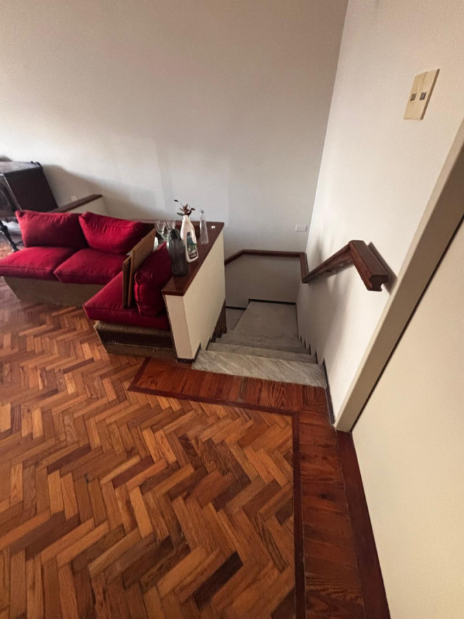 Casa ID.5503 - Alquiler Casa de Altos 2 Dormitorios Centro con patio