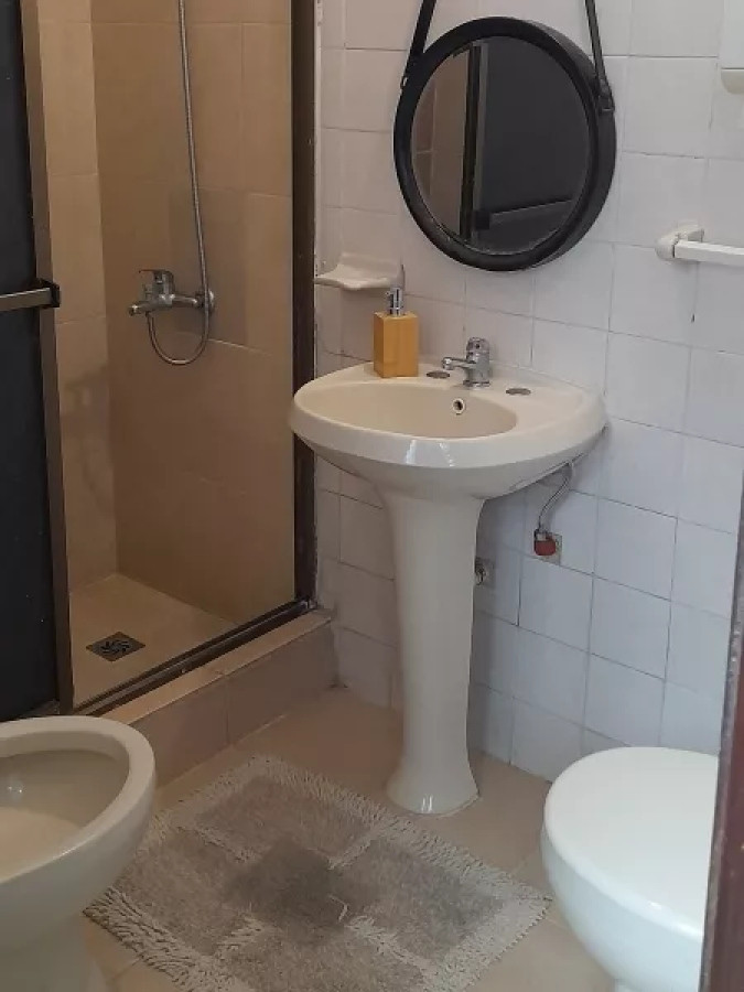 Casa ID.3935 - Venta Casa 2 Dormitorios La Blanqueada Patio Azotea  