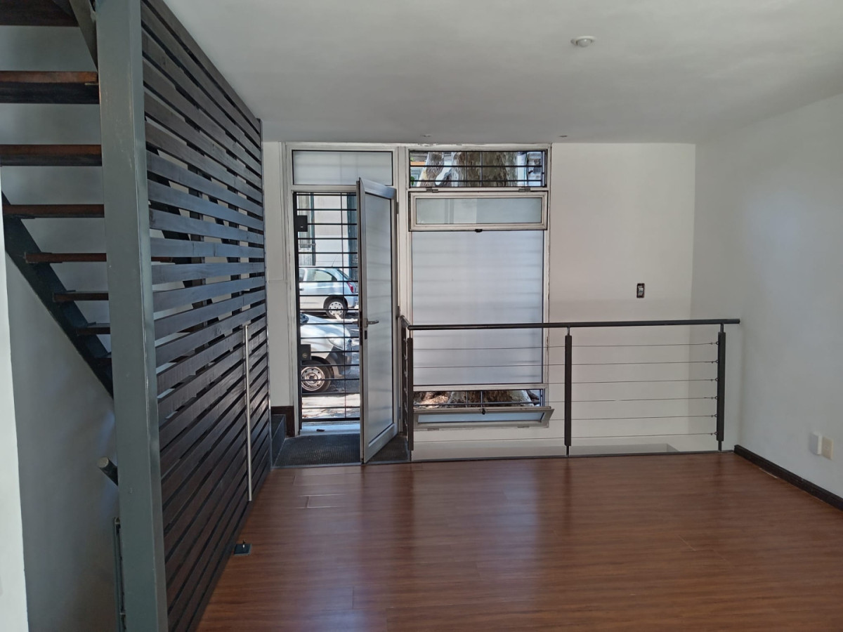 Casa ID.5795 - Alquiler Apartamento tipo Casa 3 Dormitorios y Patio Palermo