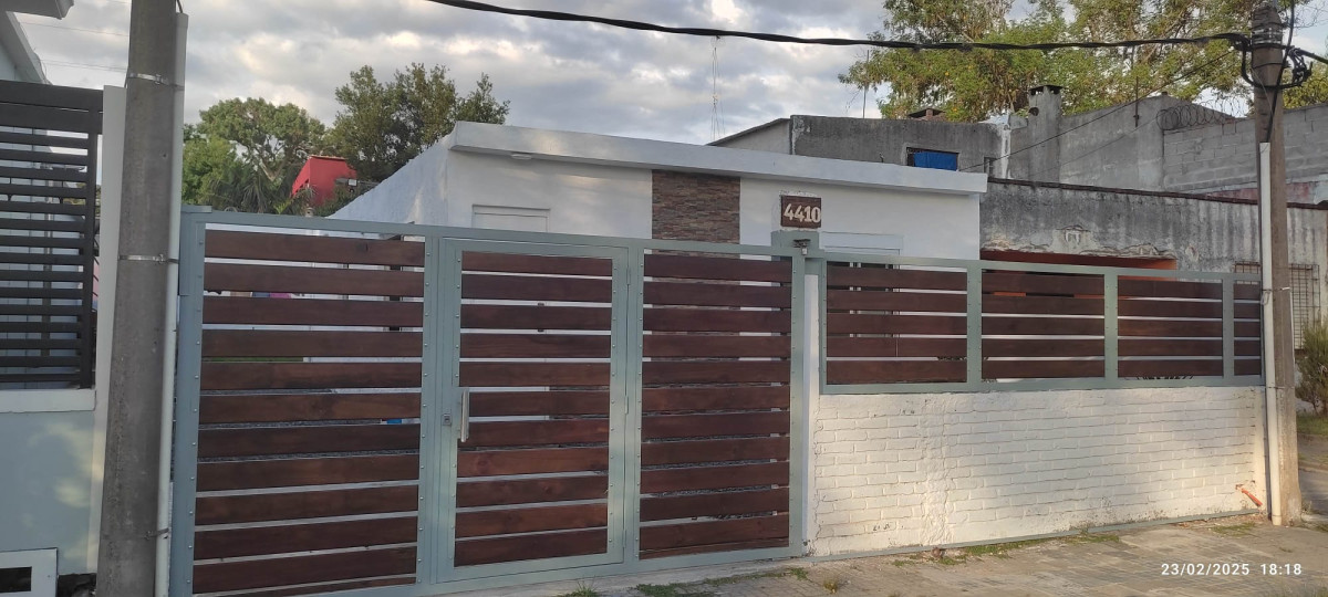 Casa ID.5103 - Venta Casa 2 Dormitorios Prado con patio y garaje