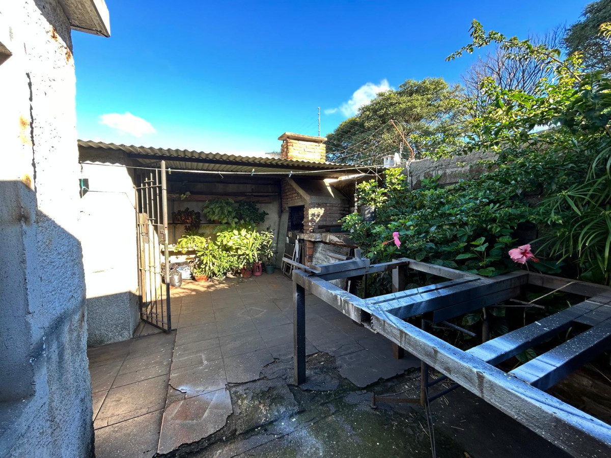Casa ID.2314 - Casa Venta 2 Dormitorios Patio y Cochera Villa Española