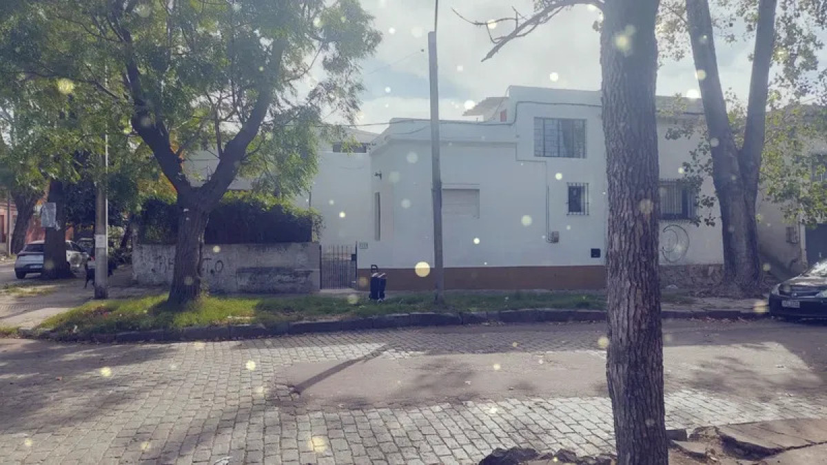Casa ID.6473 - Alquiler Casa 2 Dormitorios Reducto con jardin 
