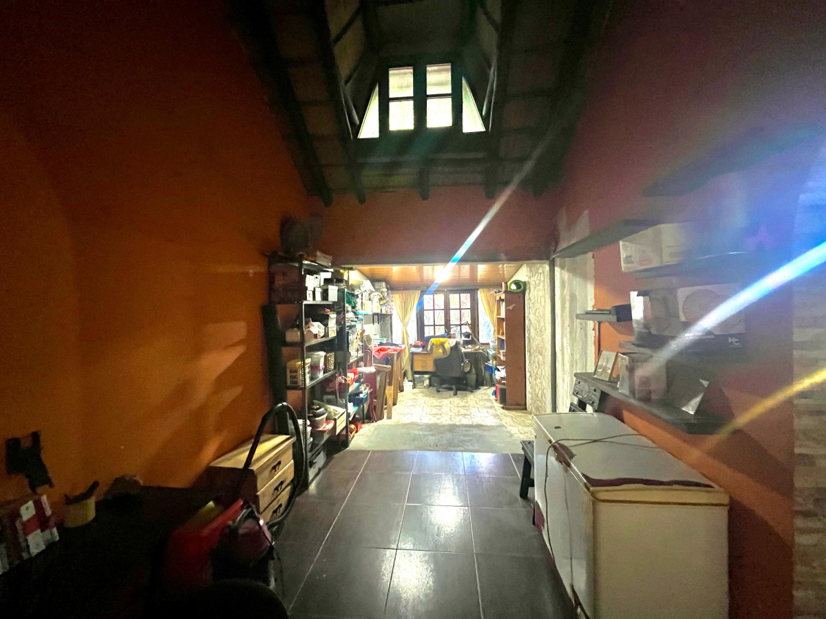Casa ID.4498 - Venta Terreno + 2 Casas El Pinar con Piscina y Barbacoa