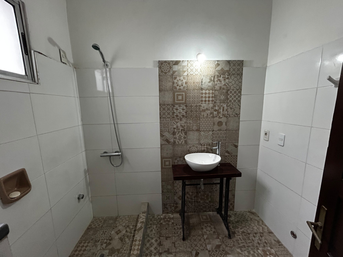 Casa ID.4774 - Venta Casa 4 Dormitorios Unión con balcón 