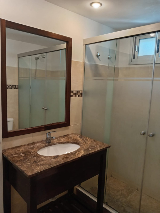 Casa ID.5795 - Alquiler Apartamento tipo Casa 3 Dormitorios y Patio Palermo