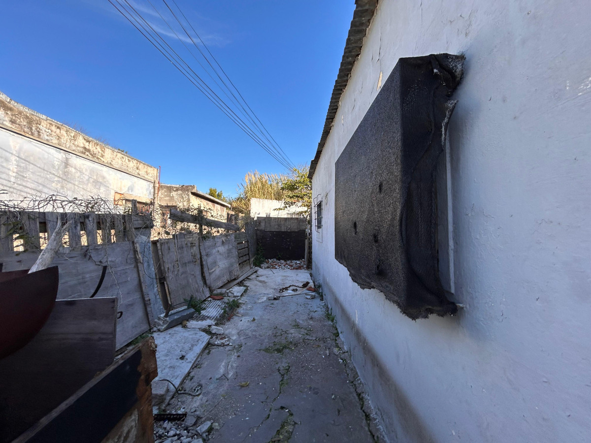 Casa ID.4849 - Venta Padron Unico con 5 Viviendas Flor de Maroñas Inversion