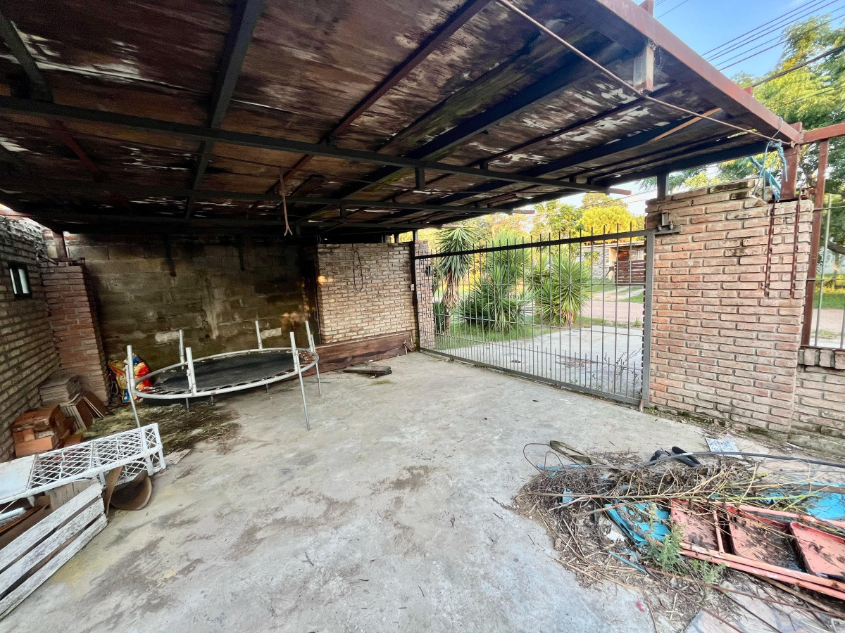 Casa ID.4498 - Venta Terreno + 2 Casas El Pinar con Piscina y Barbacoa