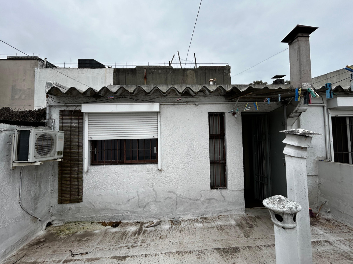 Casa ID.5459 - Venta Casa Ph 4 Dormitorios Aguada con Garaje y Patio