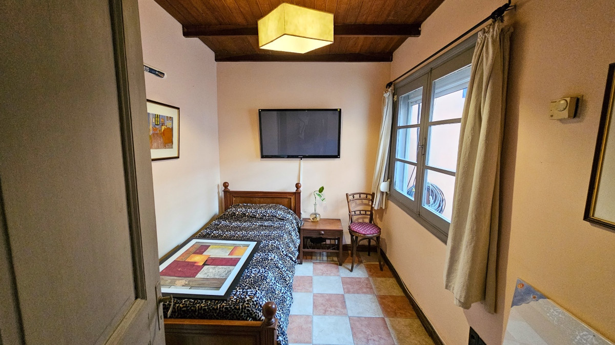 Casa ID.2599 - Venta Casa 4 Dormitorios Patio y Piscina Parque Batlle