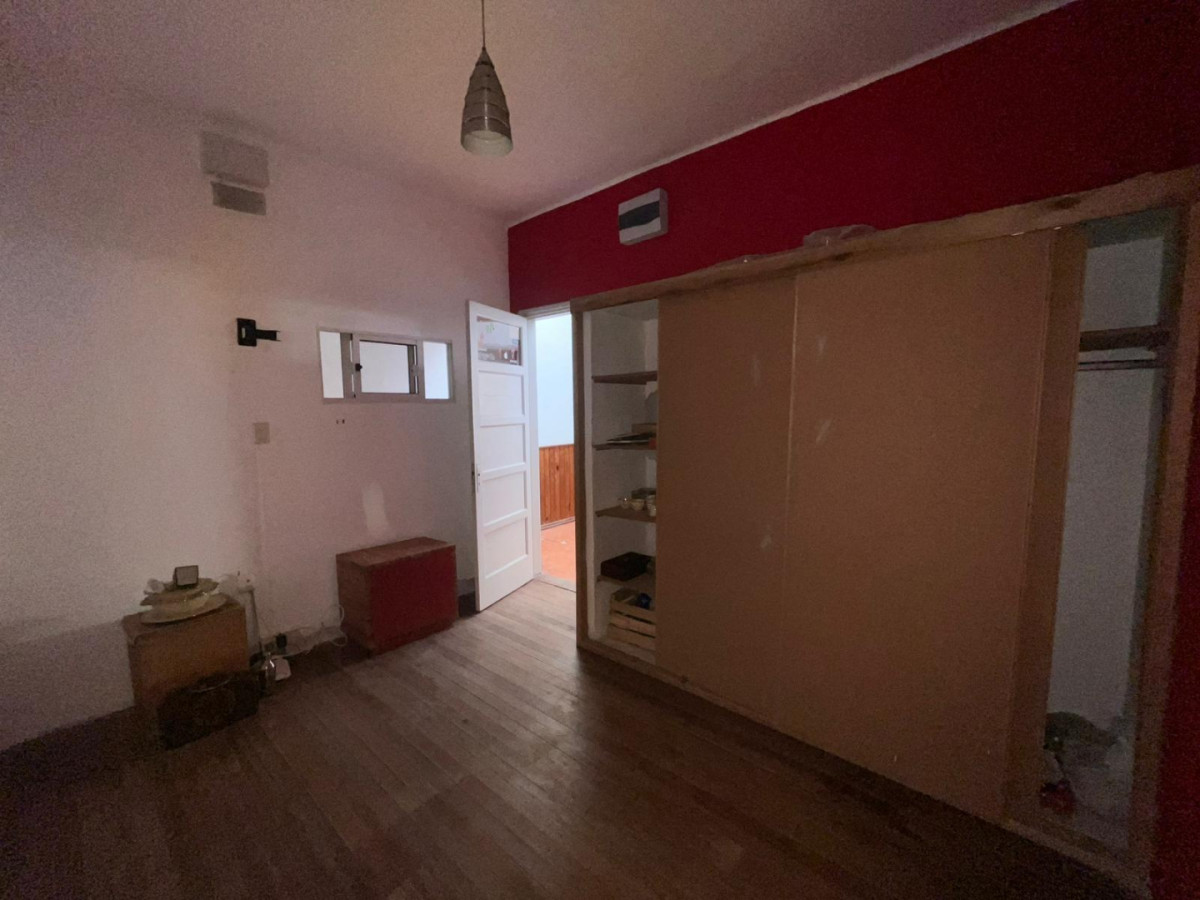 Casa ID.5668 - Venta Casa 2 Dormitorios Pocitos con patio 