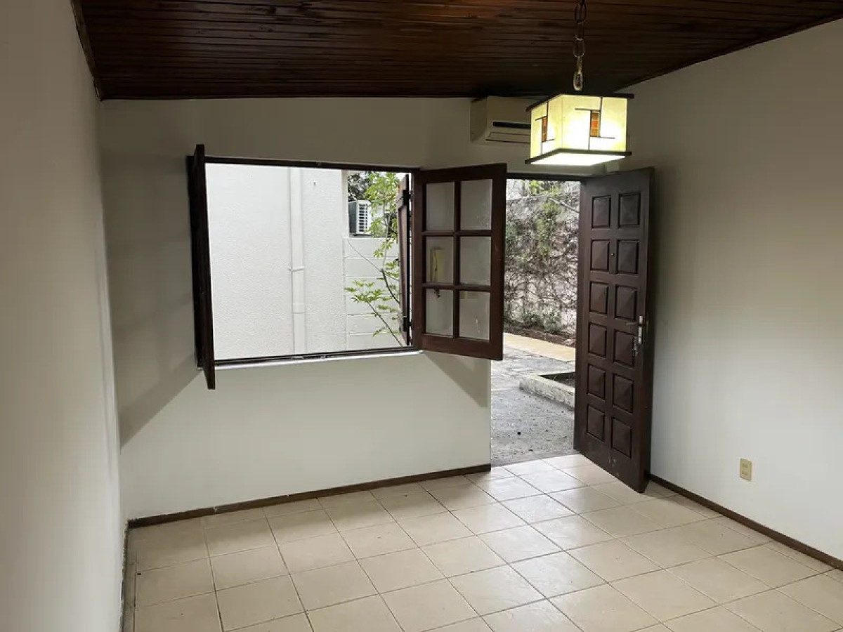 Casa ID.6780 - Alquiler Casa en PH 2 Dormitorios Malvin con patio