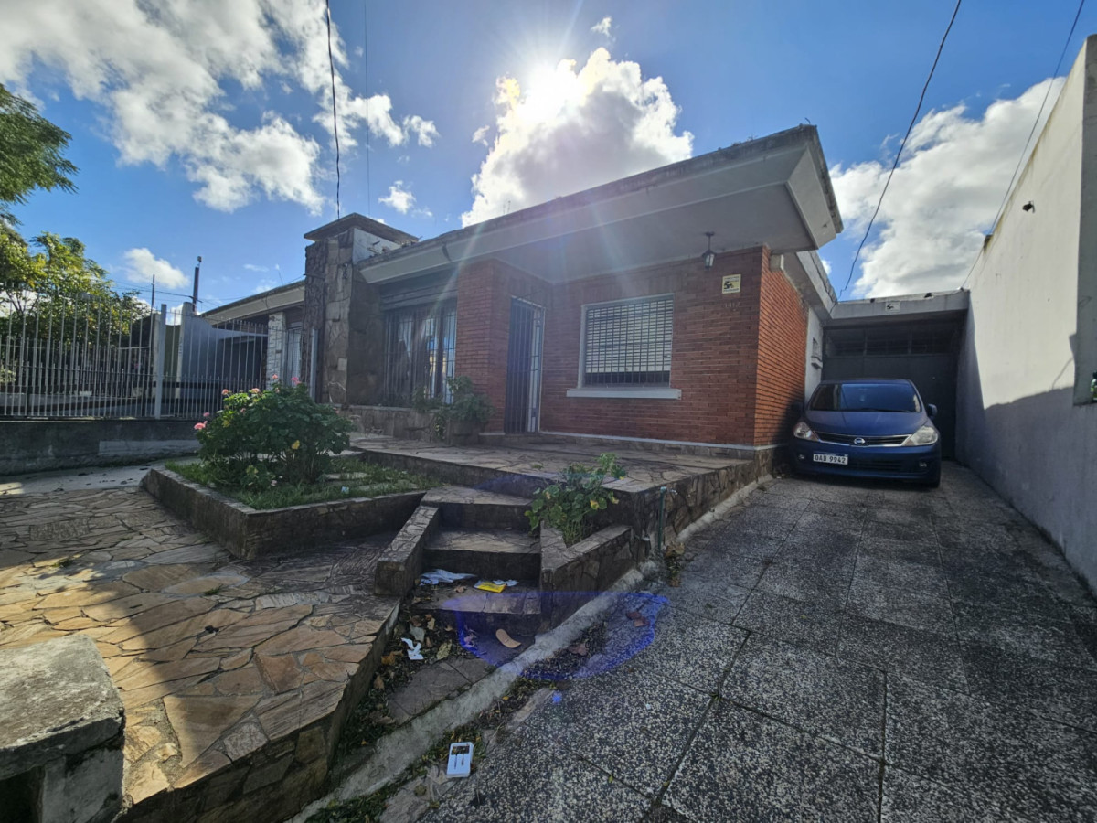 Casa ID.5931 - Venta Casa 2 Dormitorios Barbacoa Perez Castellano
